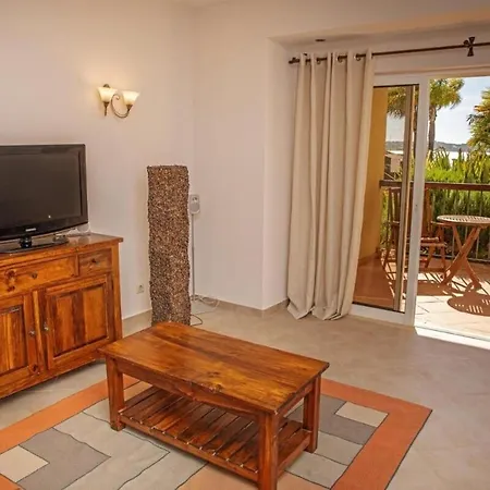 3-bedroom Ground Floor With Communal Pool In The Heart Of At07 Apartment
