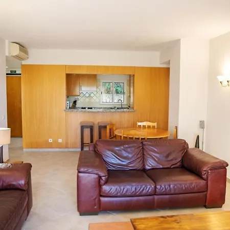 3-bedroom Ground Floor With Communal Pool In The Heart Of At07 Apartment *